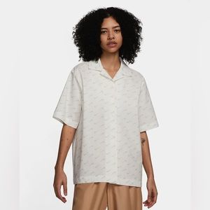 Nike Sportswear Everyday Modern Women's Woven Short-Sleeve Top NWT